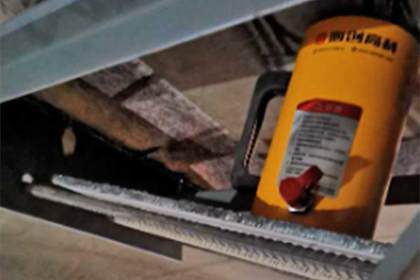 隧道風機吊架錨固力檢測