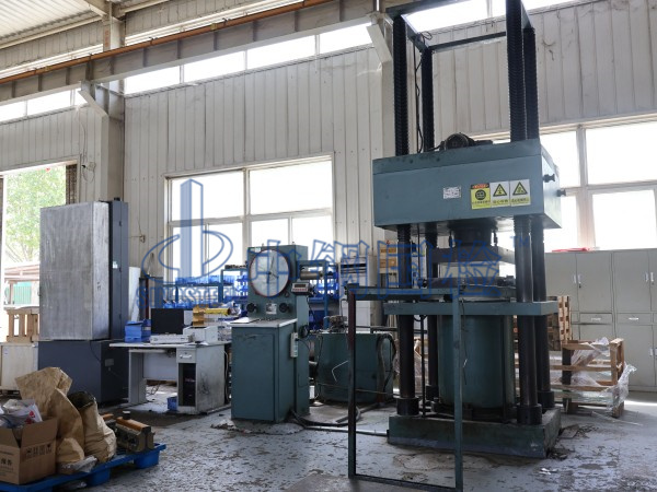 中鋼國檢金屬所檢測實驗室