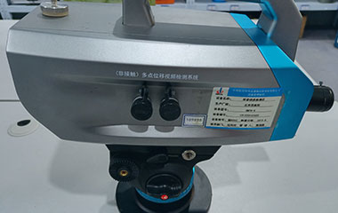 橋梁撓度檢測(cè)儀